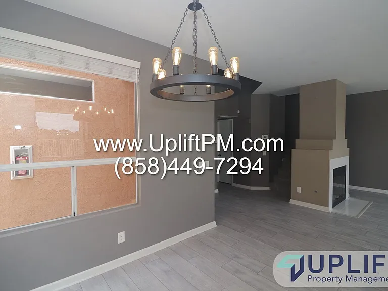 1337 Serena Cir #2 — Photo 18