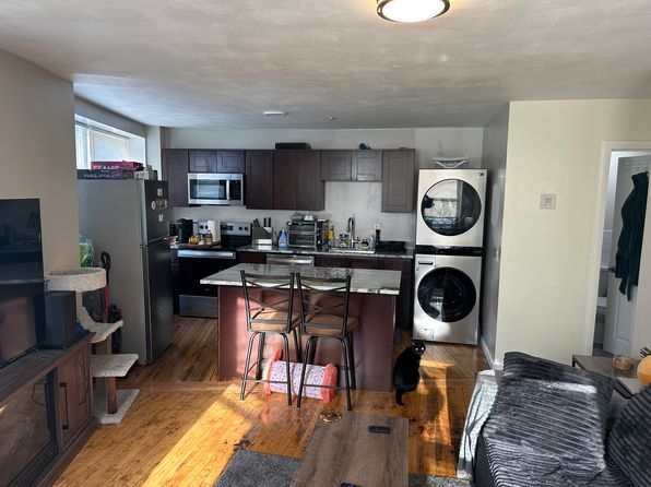 607 Charles St APT 3
