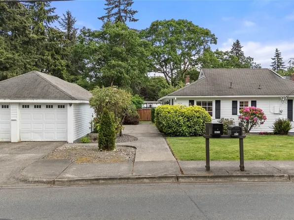 6614 100th Street SW, Lakewood, WA 98499