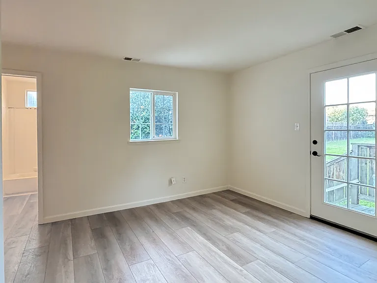540 W Spain St — Photo 14