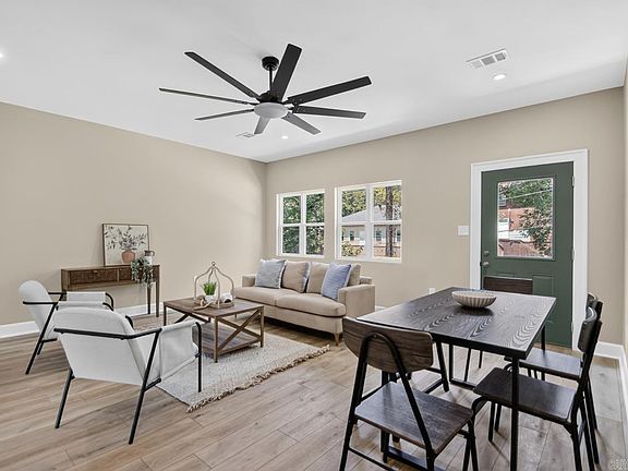 2nd image of 14 Lenora Ln