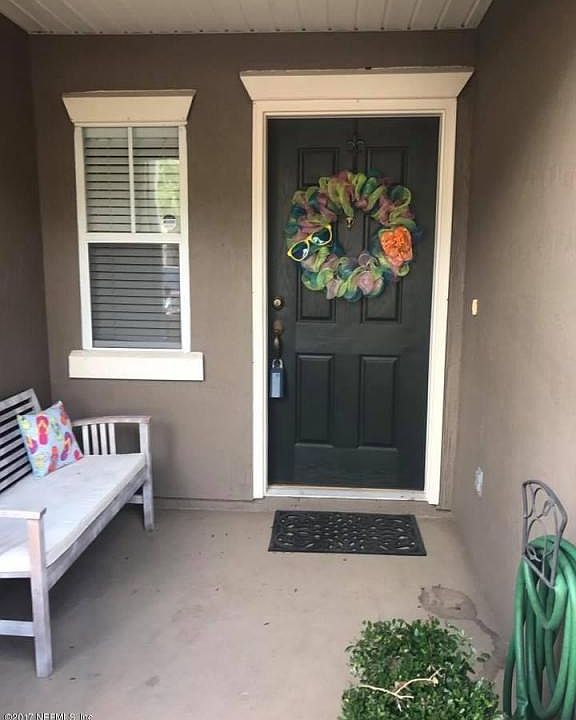 1st image of 863 S Black Cherry Dr