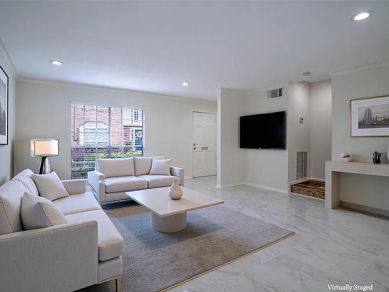 6404 Olympia Dr #134 — Photo 2
