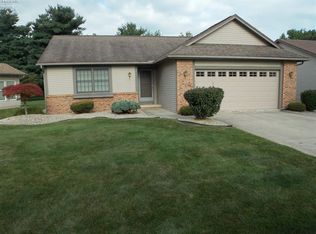 142 Briarwood Cir, Fremont, OH 43420