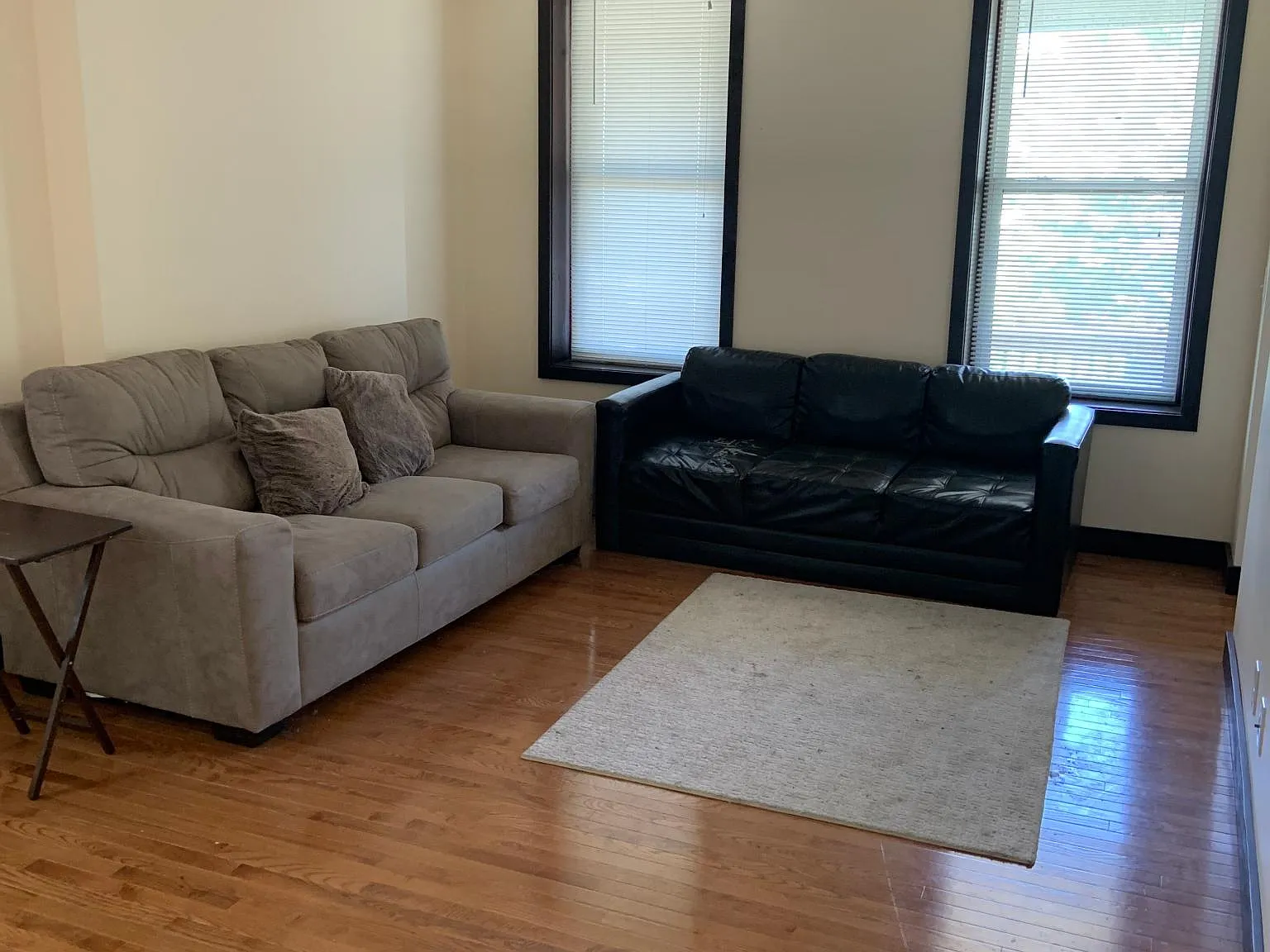 1565 Tibbits Ave — Photo 3