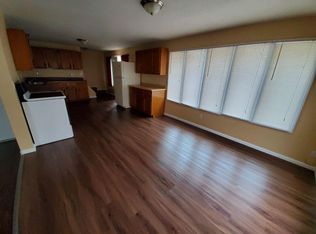 708 S 2nd St, Leavenworth, KS 66048