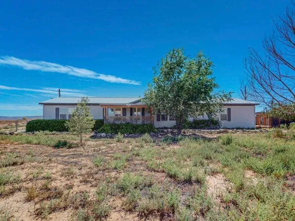 52 Gusto Rd, Laguna, NM 87026