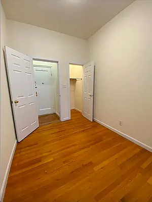 Rented by MOTION New York | media 7