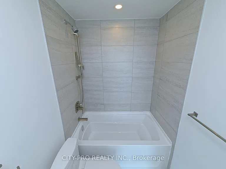 1 Fairview Rd E #3111 — Photo 19
