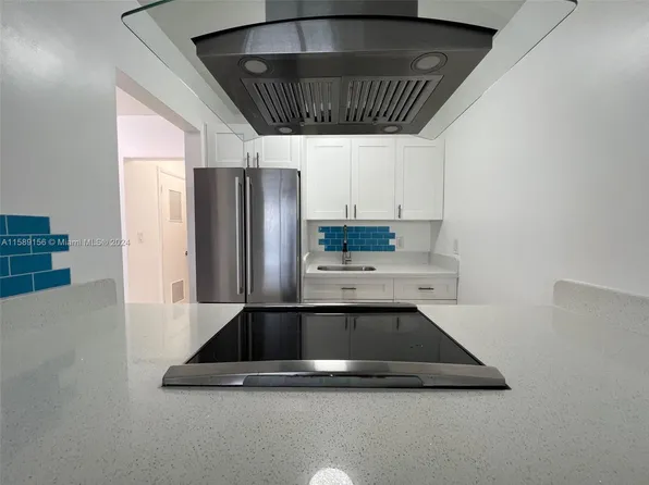 2081 NE 56th St APT 103, Fort Lauderdale, FL 33308
