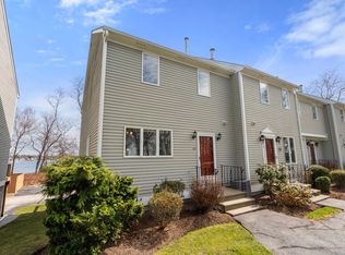 876 Bullocks Point Ave #876, Riverside, RI 02915