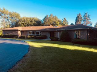 3015 Floral Dr, Northbrook, IL