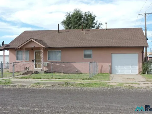 214 S 2nd St, Clayton, NM 88415