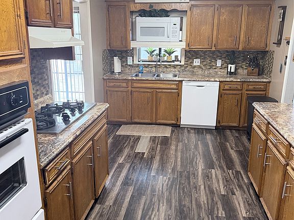 3rd image of 4127 Ridgeway Ave
