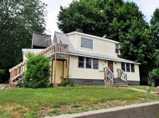 641 Plantation St APT 2, Worcester, MA 01605