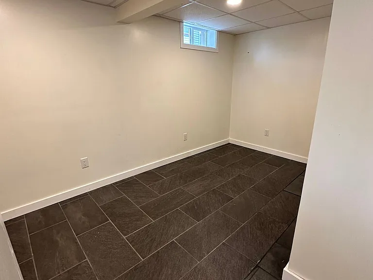 829 Miller Ave — Photo 18
