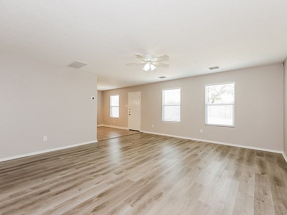 5th image of 4908 Waterford Dr