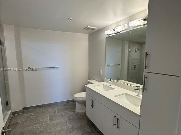3rd image of 2200 SW 4th Ave #22