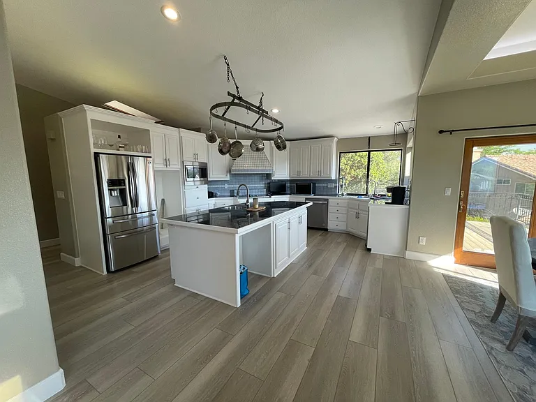 15290 Moonglow Dr — Photo 7