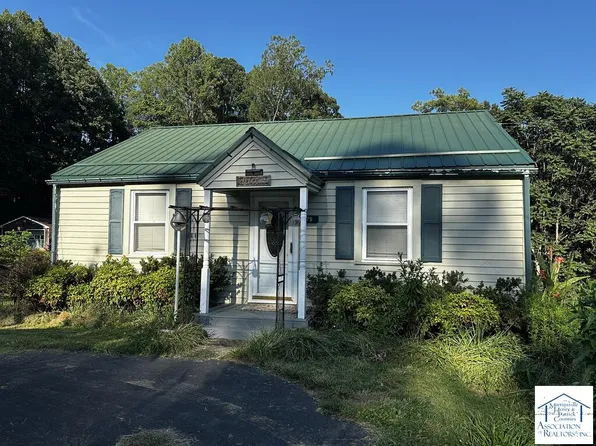 75 Johnson Ln, Martinsville, VA 24112