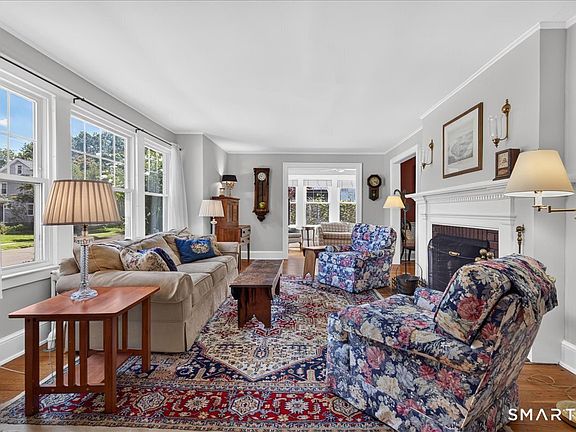 5th image of 41 Greenway Street