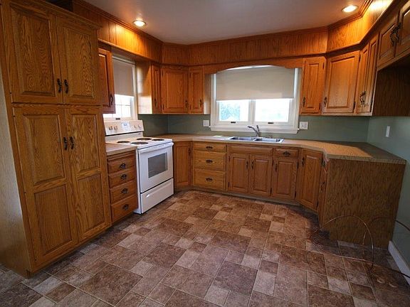 3rd image of 253 Martic Heights Dr