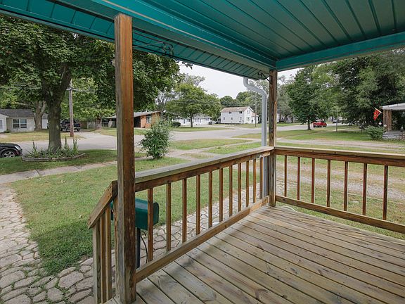 312 E Morrell St-104