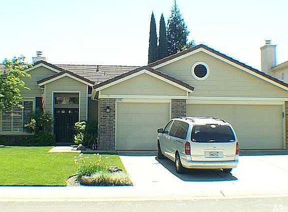 2nd image of 1404 Voltaire Dr