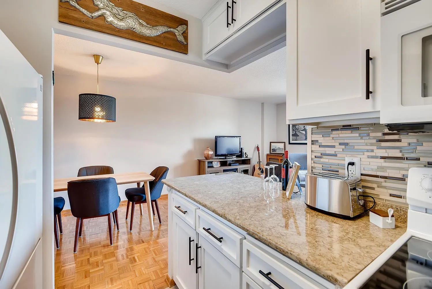 1 bed, 680 sqft, $1,750 — Photo 2