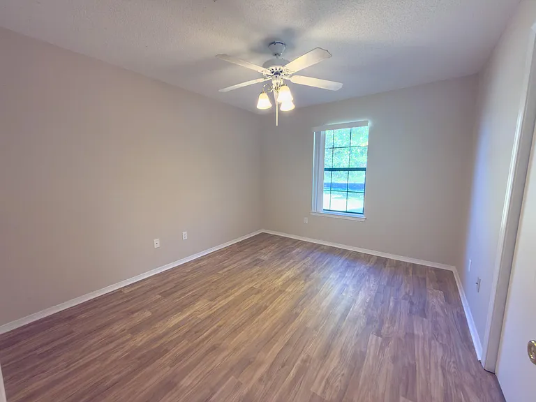 2109 Bellmeade Cir — Photo 9