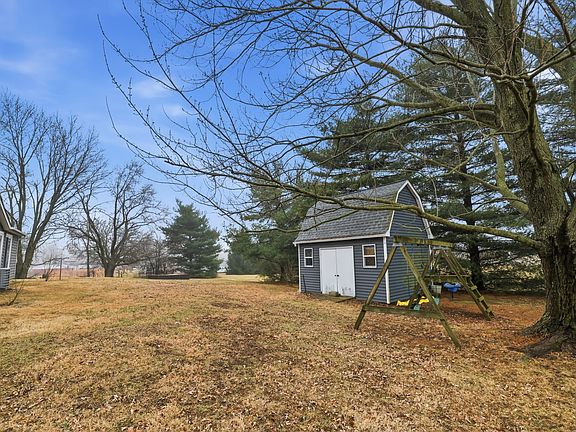 3rd image of 24500 Jerkwater Rd