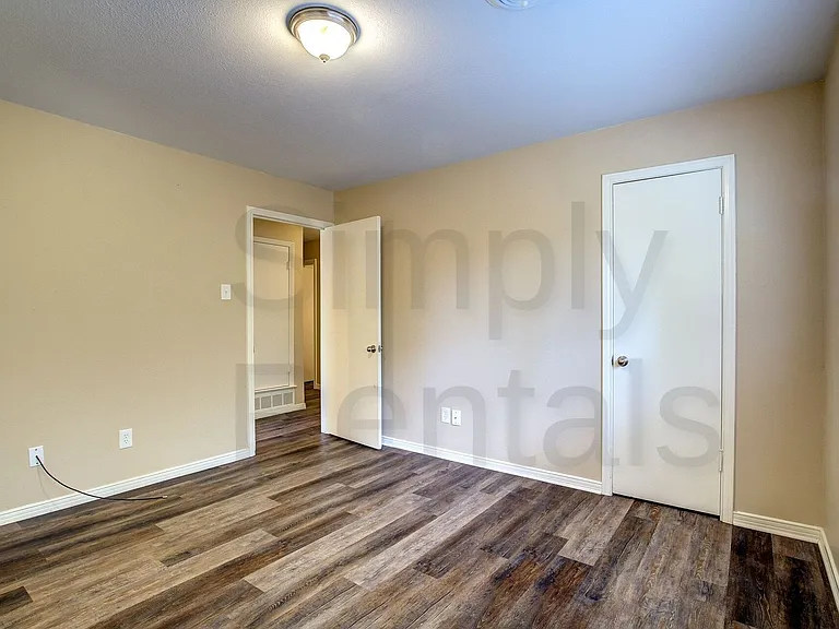 6426 Chapman Dr — Photo 34