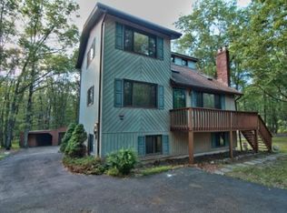 231 Deer Trail Dr, Saylorsburg, PA