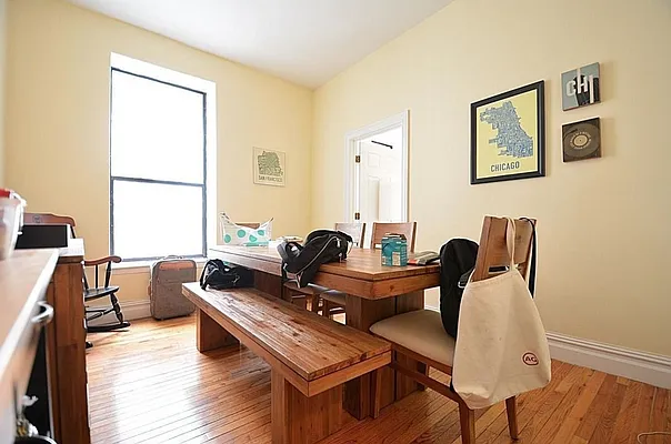 Rented by Compass | media 21