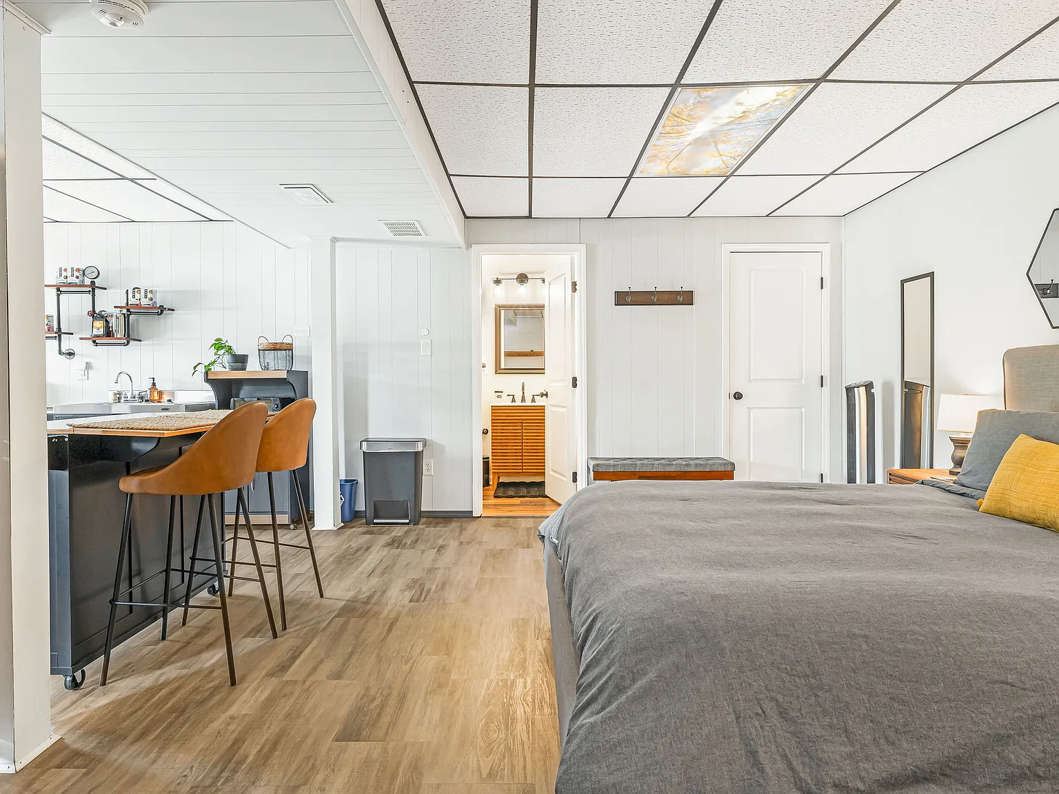 1 bed, $2,850 — Photo 2