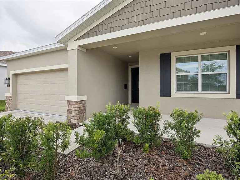 363 Loch Ct — Photo 1