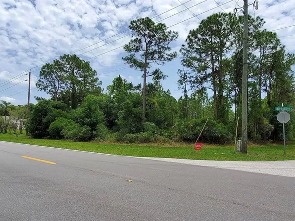 12-13 Tidwell St, North Pt, FL 34291