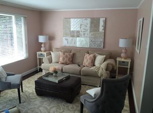 15704 Nelson Dr, Haymarket, VA