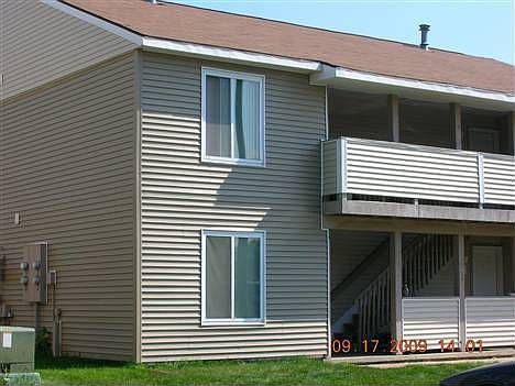2nd image of 224 Bunting Ln