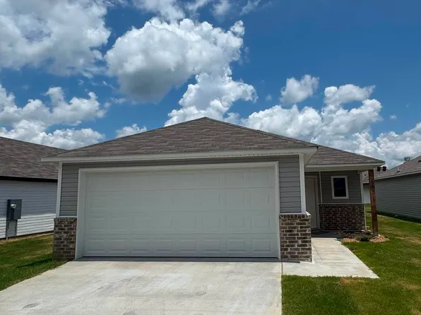 8204 Fitzgerald Ln, North Little Rock, AR 72113