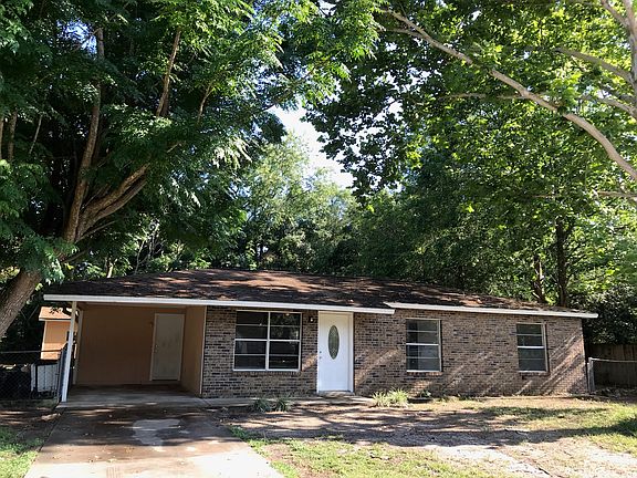3rd image of 2289 NE 54th Pl