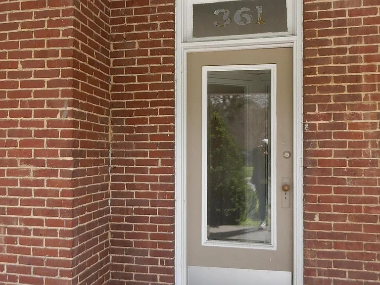361 Elm Ave SW #2 — Photo 4