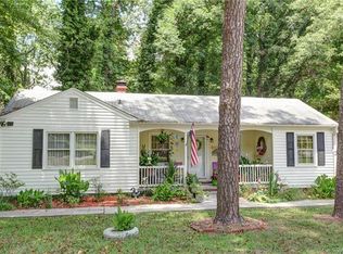 806 Saint Michaels Ln, Gastonia, NC 28052