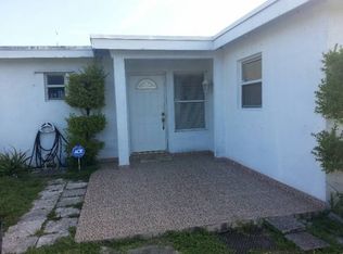 5762 Honeysuckle Dr, West Palm Beach, FL 33415