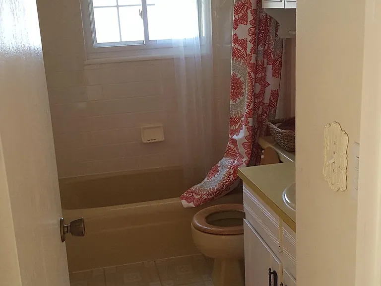 3236 Camelot Dr — Photo 29