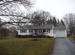 282 Hildegarde Rd, Rochester, NY 14626