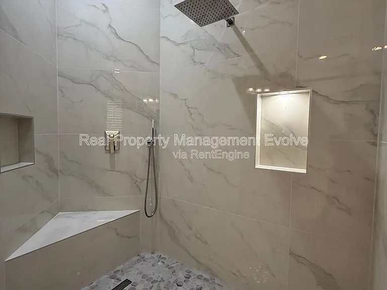 23012 N 38th Pl — Photo 26