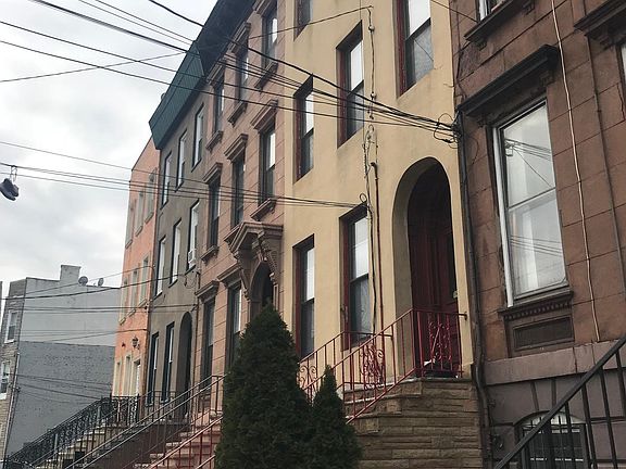 2nd image of 235 Summit Ave APT 1
