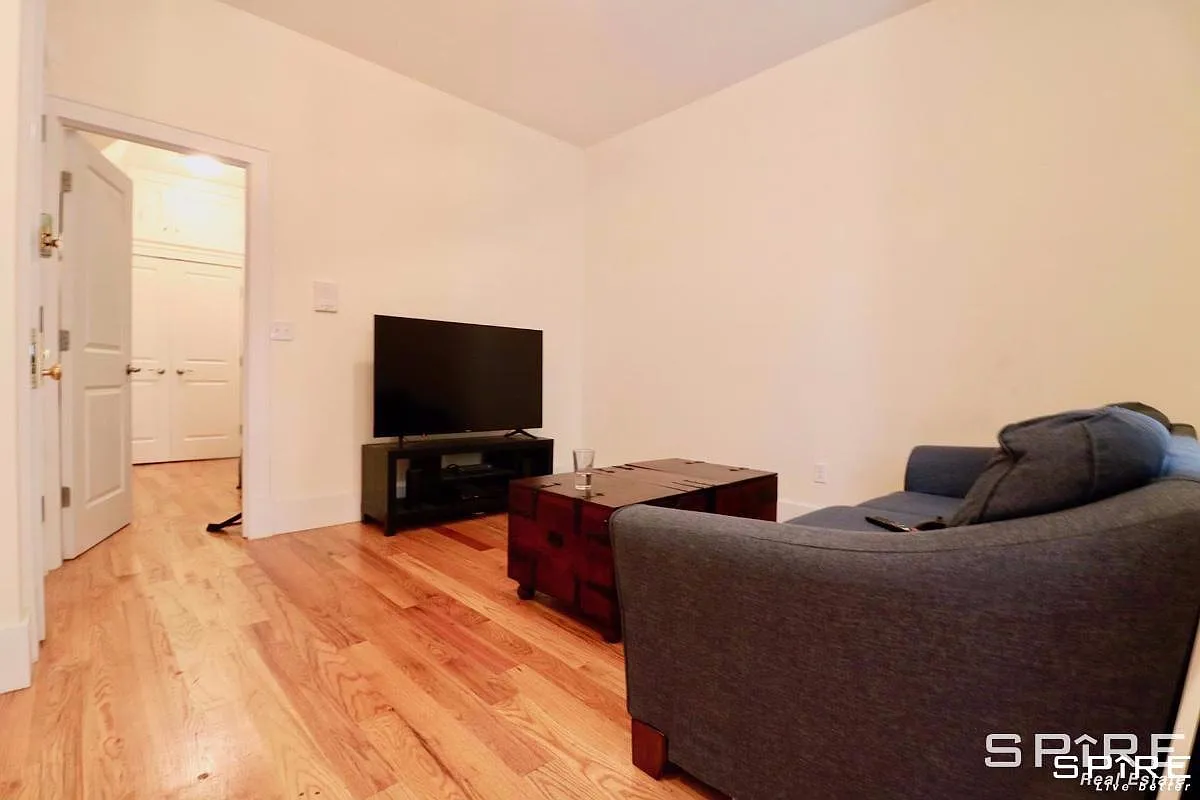 491 Columbus Avenue — Photo 3
