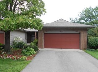 601 Spring Lane Dr, Holland, MI 49423